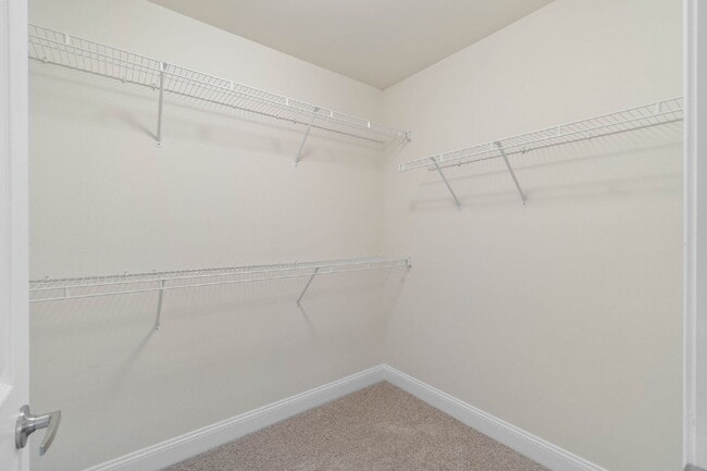 Building Photo - 554 Wingspan Way