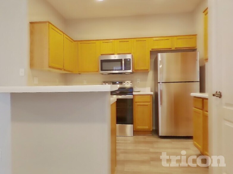 Building Photo - 11910 W Jackson St