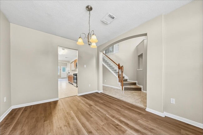 Building Photo - 15311 Forest Creek Farms Dr