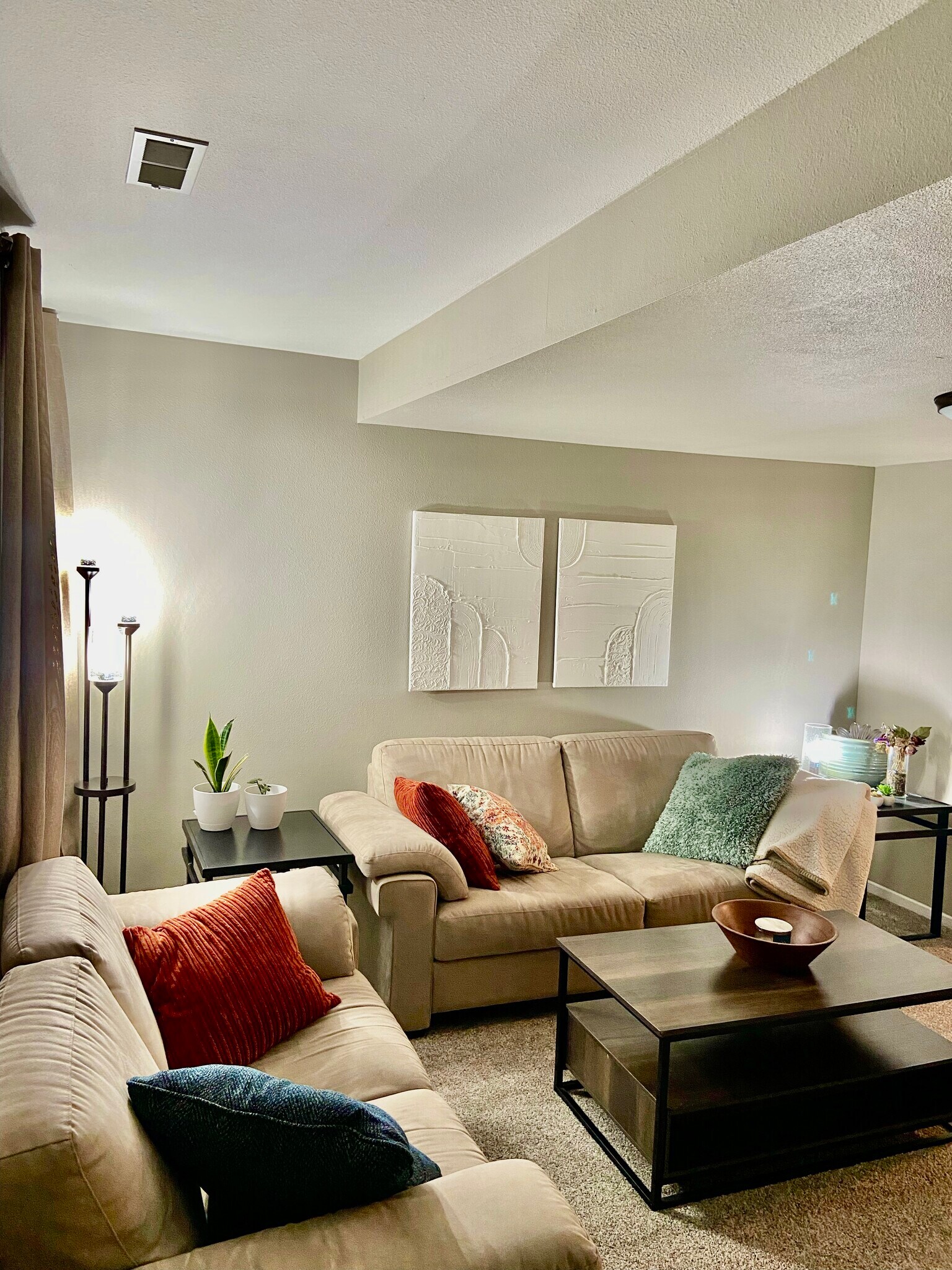 Newer carpet and paint - 2416 Eaton Ave