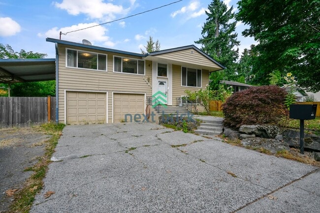 Building Photo - Beautiful Single Family House Bellevue Ava...