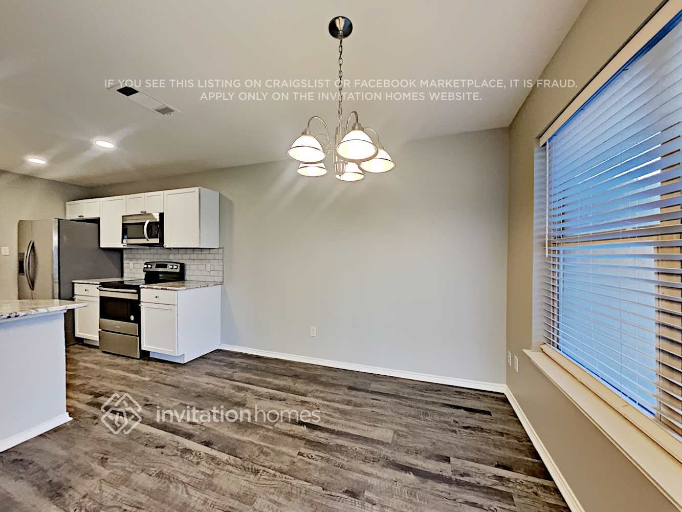 Building Photo - 3724 Periwinkle Dr