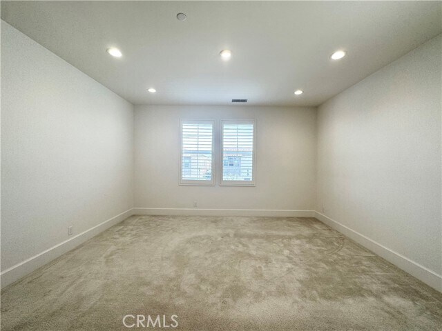 Building Photo - 214 Parkwood