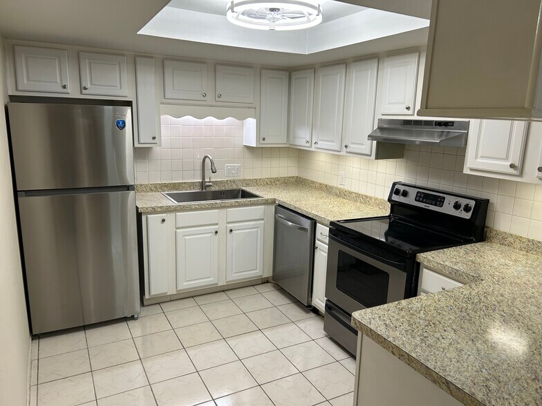 Building Photo - 4026 Passport Ln