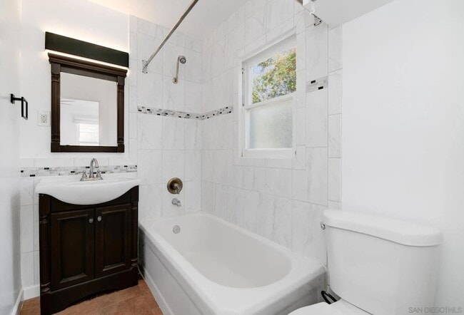 Building Photo - 3076 Juniper St