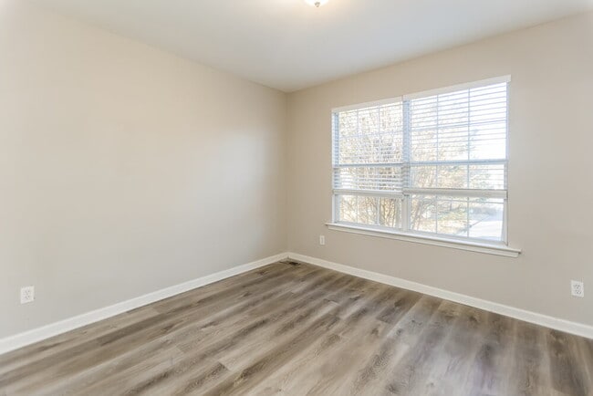 Building Photo - 2129 Cumberland Creek Trail SW