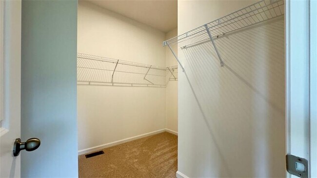 Building Photo - 1479 Creekside Cir NW