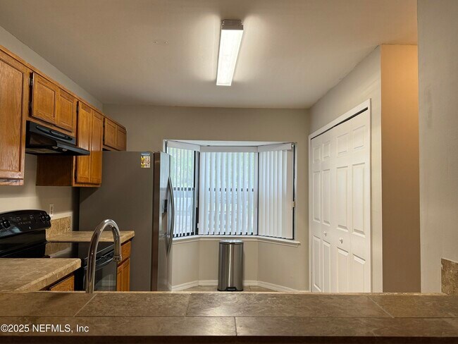 Building Photo - 9329 Genna Trace Trail