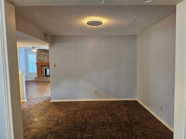 Building Photo - 701 Towne House Ln