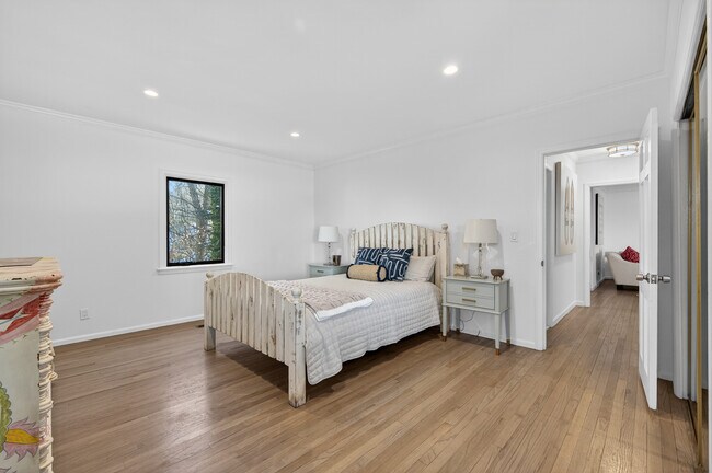 Building Photo - 2 Prospect Ave