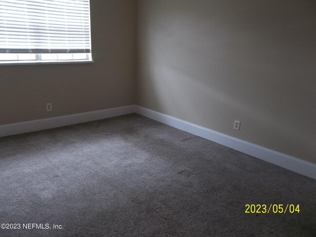 Building Photo - 4915 Baymeadows Rd