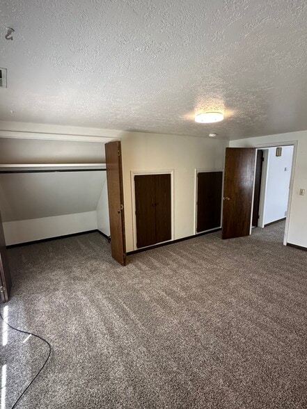 Bedroom closet - 1557 S 3rd Ave