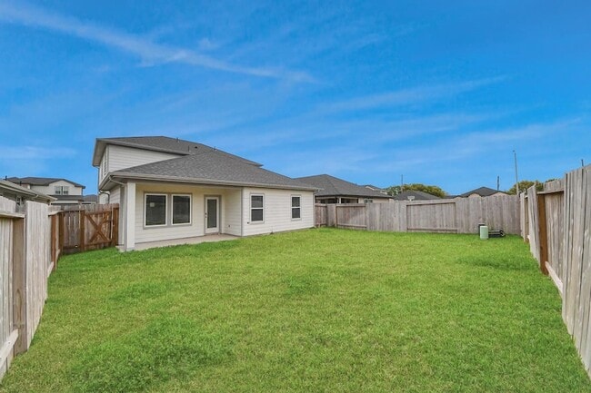 Building Photo - 7811 Bel Fiore Dr