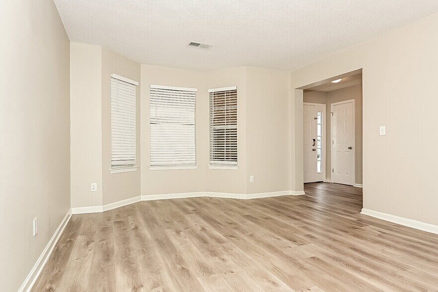 Building Photo - 4305 Ward Bluff Dr