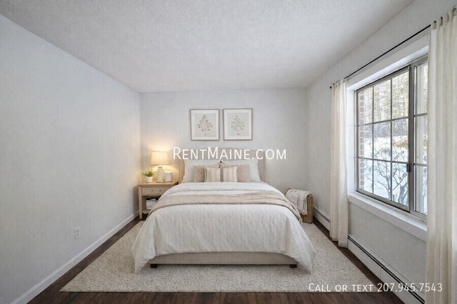 Building Photo - 20 Tall Pines Dr