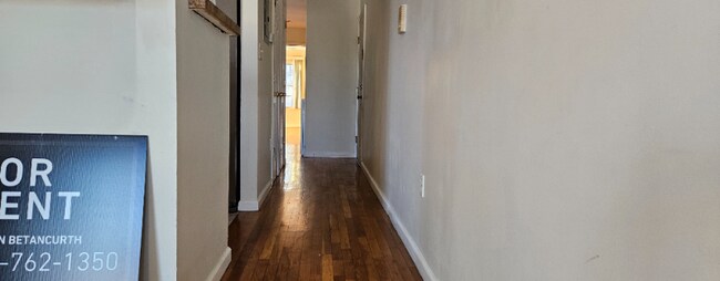 Building Photo - 642 Liberty Ave