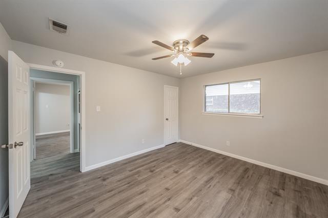 Building Photo - 6409 Yorkshire Dr