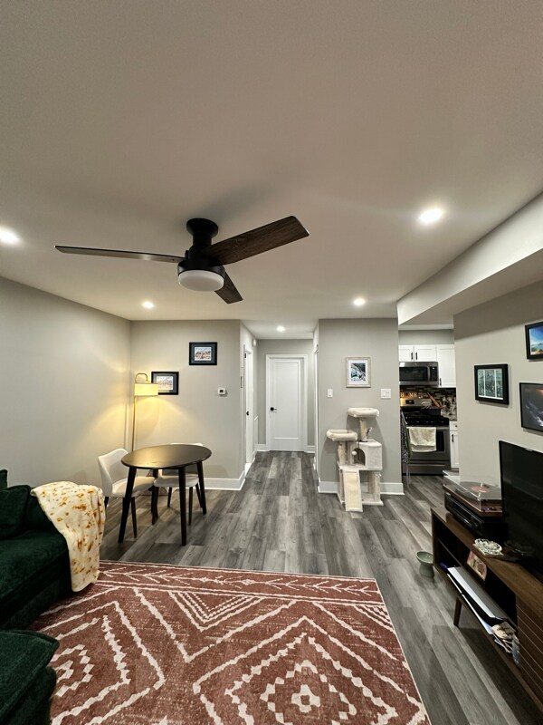 Building Photo - 720 Lombard St