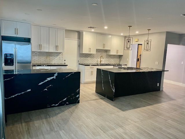 Building Photo - 22020 Viscanio