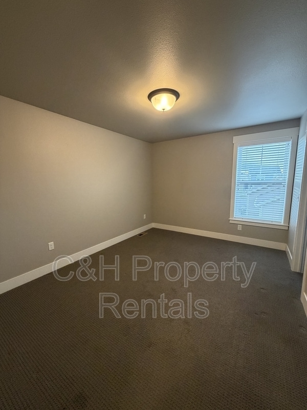 Building Photo - 1826 Walter Creek Blvd