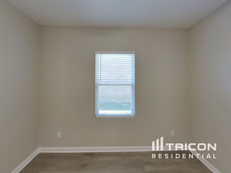 Building Photo - 5637 Cookstown Ln