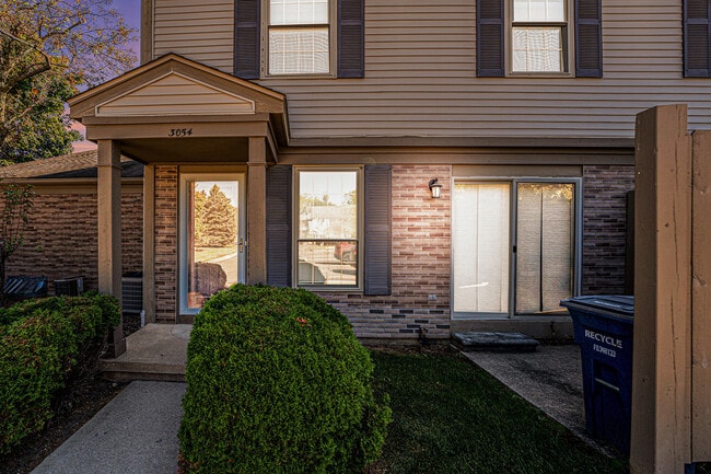 Building Photo - 3054 Forest Creek Ct