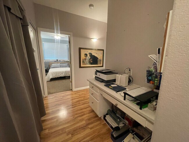 Building Photo - $0 DEPOSIT OPTION! LUXURIOUS 3BED/2BATH CONDO WITH MODERN UPGRADES