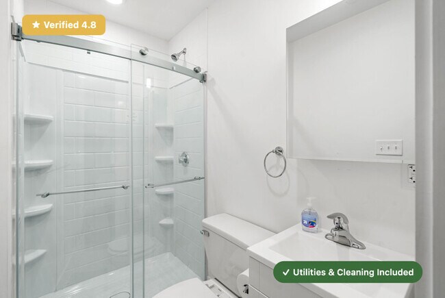 Building Photo - Furnished Bedroom with Private Bath in South Boston