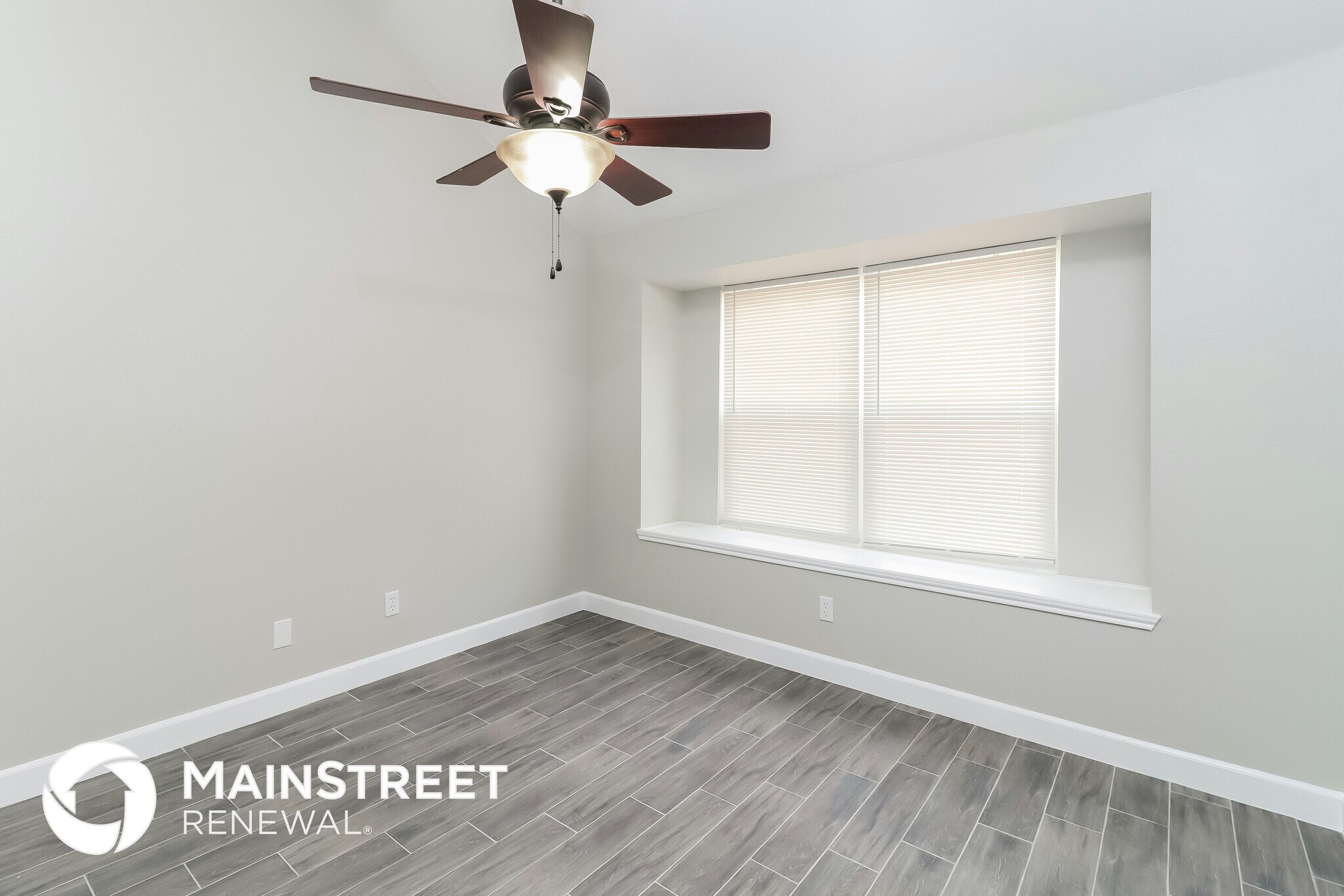 Building Photo - 4003 Bradley Ln