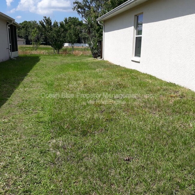 Building Photo - 18200 Cypress Bay Pkwy