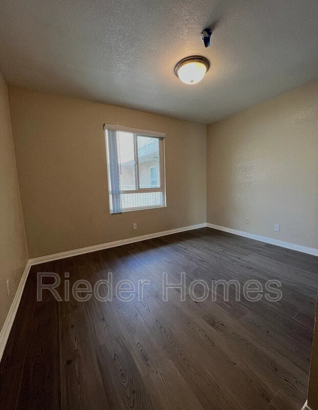 Building Photo - 5252 Orange Ave