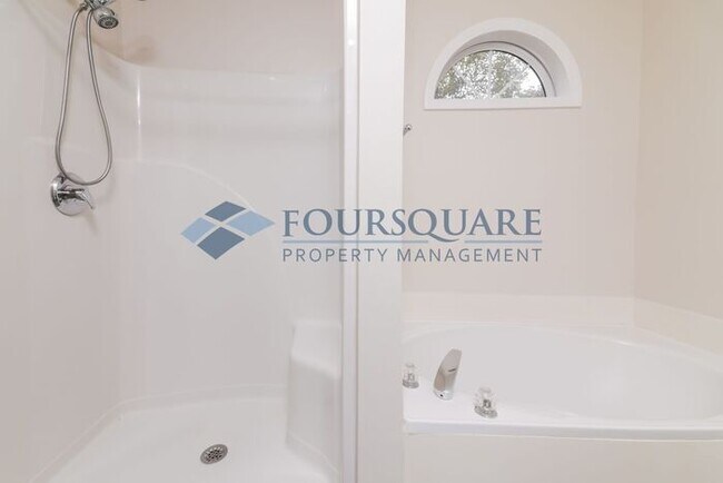 Building Photo - Single Family Home | One Story Home | Full...