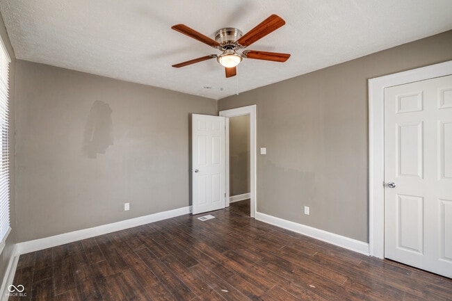 Building Photo - 717 N Grant Ave