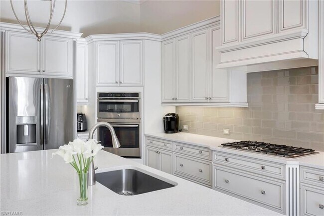 Building Photo - 28864 Blaisdell Dr