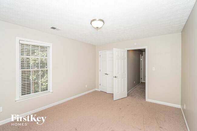 Building Photo - 129 Mill Pointe Trail