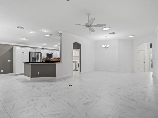 Building Photo - 3556 Mistletoe Ct