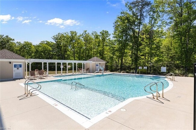 Building Photo - 109 Capeside Ct