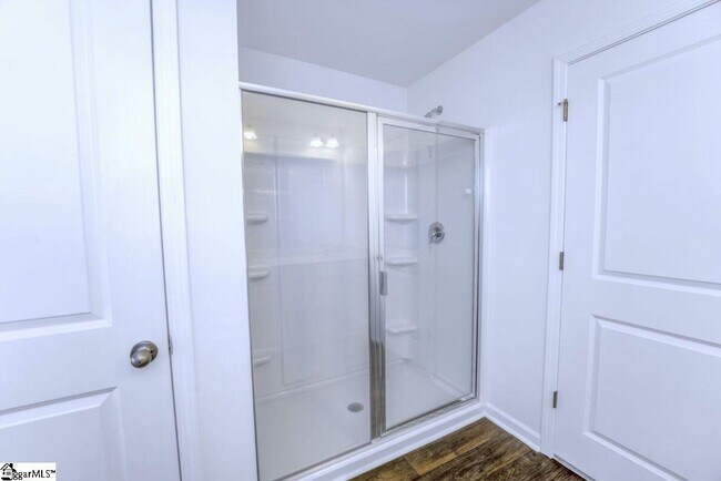 Building Photo - 6042 Willutuck Dr