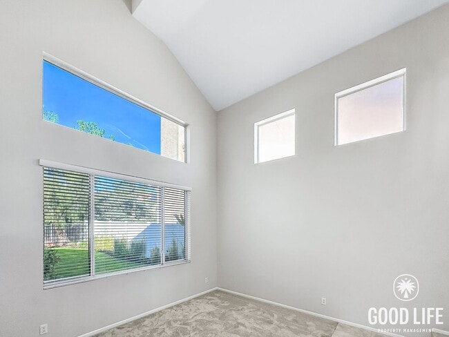 Building Photo - Foothill Ranch 3BR | Private Backyard, 2-Car Garage & Community Pool + Jacuzzi