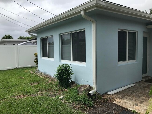 Building Photo - 2622 NW 54th St