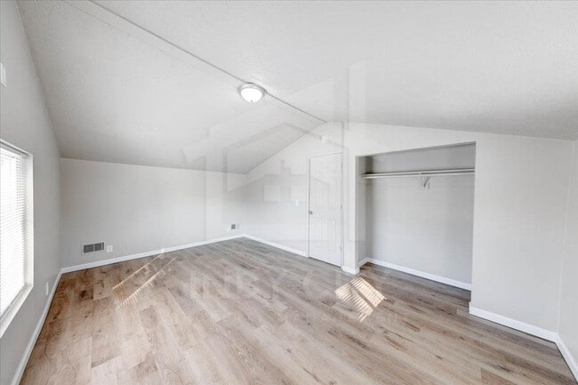 Building Photo - 2918 W Mooresville Rd