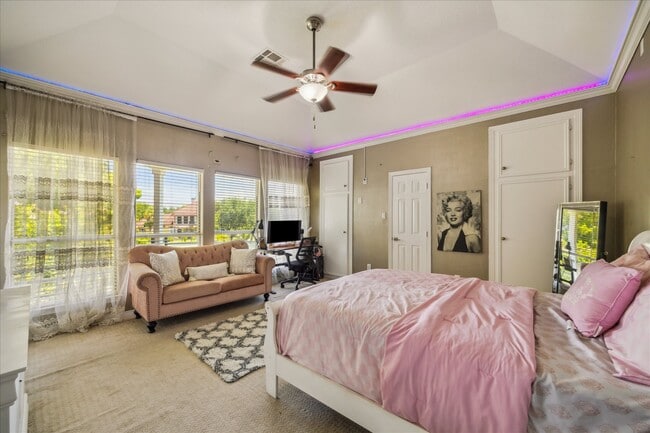 Building Photo - 14 Lake Mist Ct