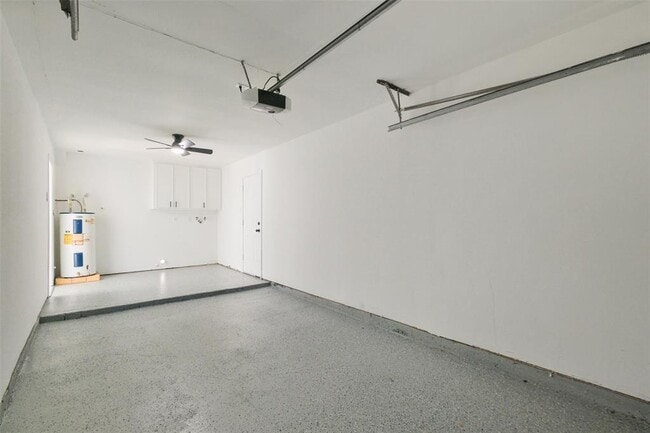 Building Photo - 221 N Baron St