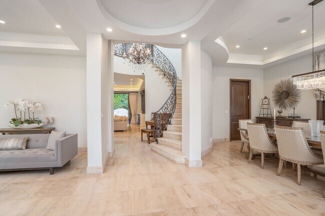 Building Photo - Beverly Hills Luxury Villa with Resort-Style Pool & Spa