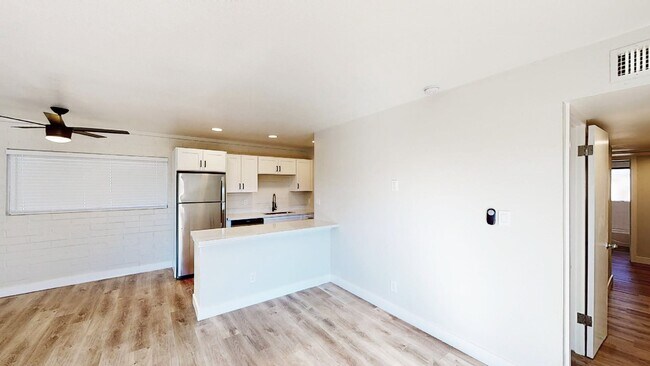 Building Photo - 1714 E Ocotillo Rd