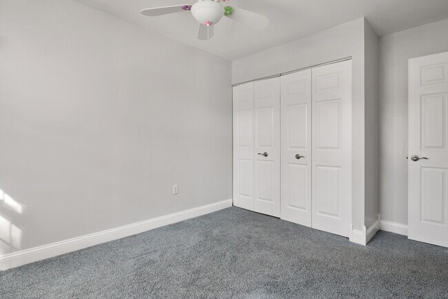 Building Photo - 1534 Lowell Ct