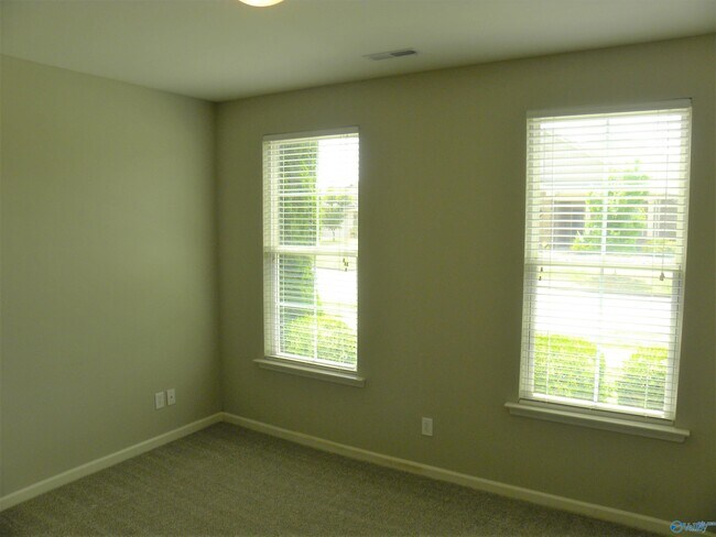 Building Photo - 108 Otter Lagoon Dr SW