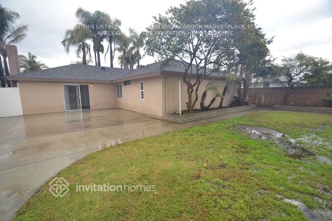 Building Photo - 2010 San Benito St