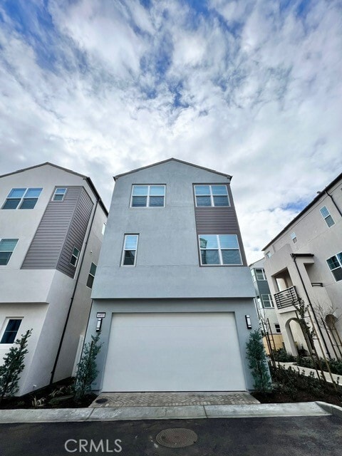 Building Photo - 4490 S Bryant Pso
