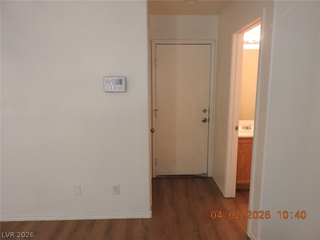 Building Photo - 906 Valetta Flat Ave